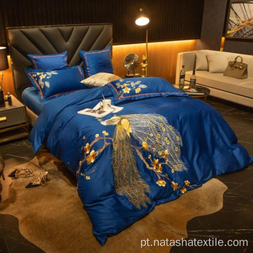 Conjuntos de cama luxuosos com bordados pavão